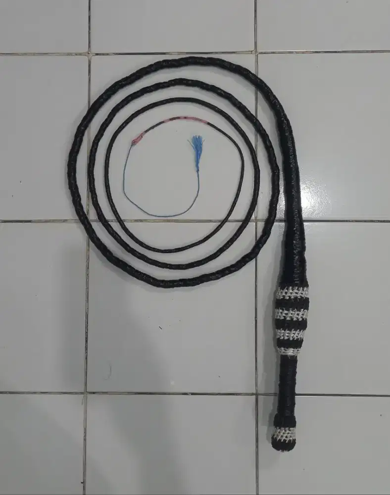 Cambuk/Pecut/Cemeti Special Serang