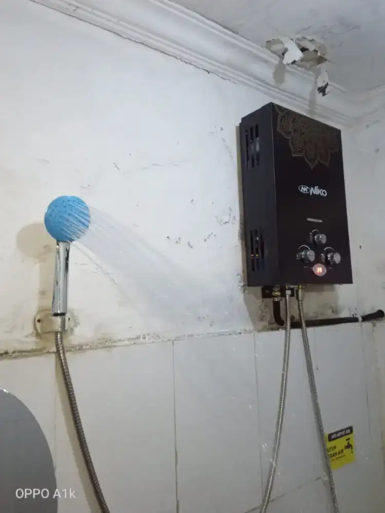 Pemanas Air Kamar Mandi Merk Niko