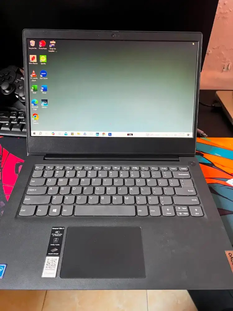 Laptop lenovo ideapad slim 3