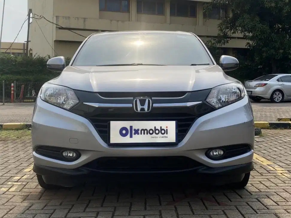 TDP 9, JT Honda HR-V 1.5 S Bensin-AT Abu 2018