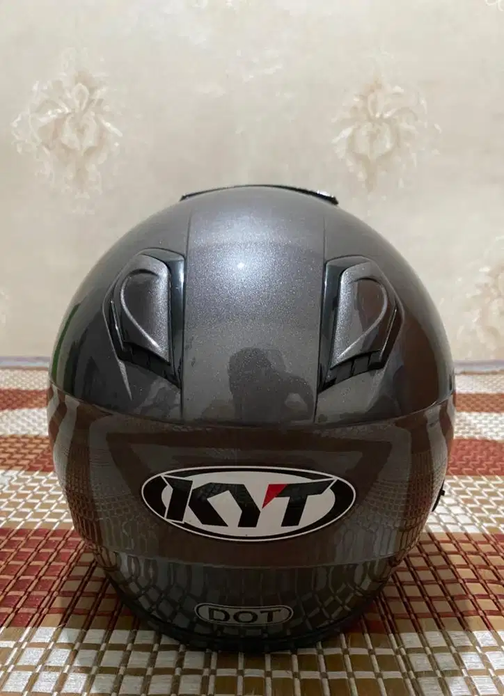HELM KYT world clas helmet