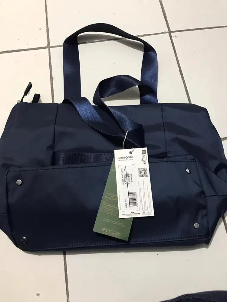 Jual cepat tote bag samsonite masih baru