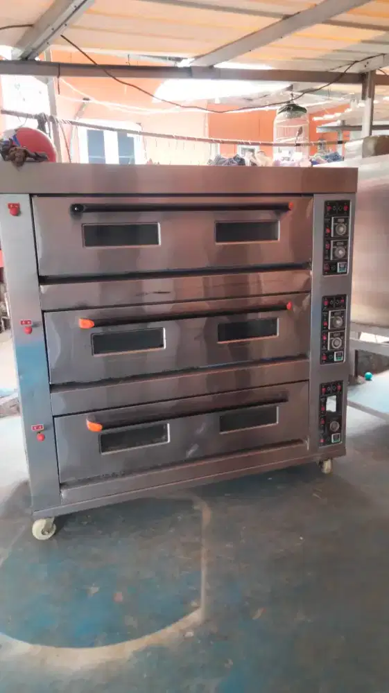 Oven getra.3 Dek.9 loyang.