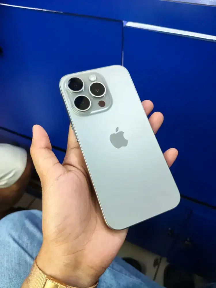 Seken iphone 15 pro 128gb Garansi Resmi Apple