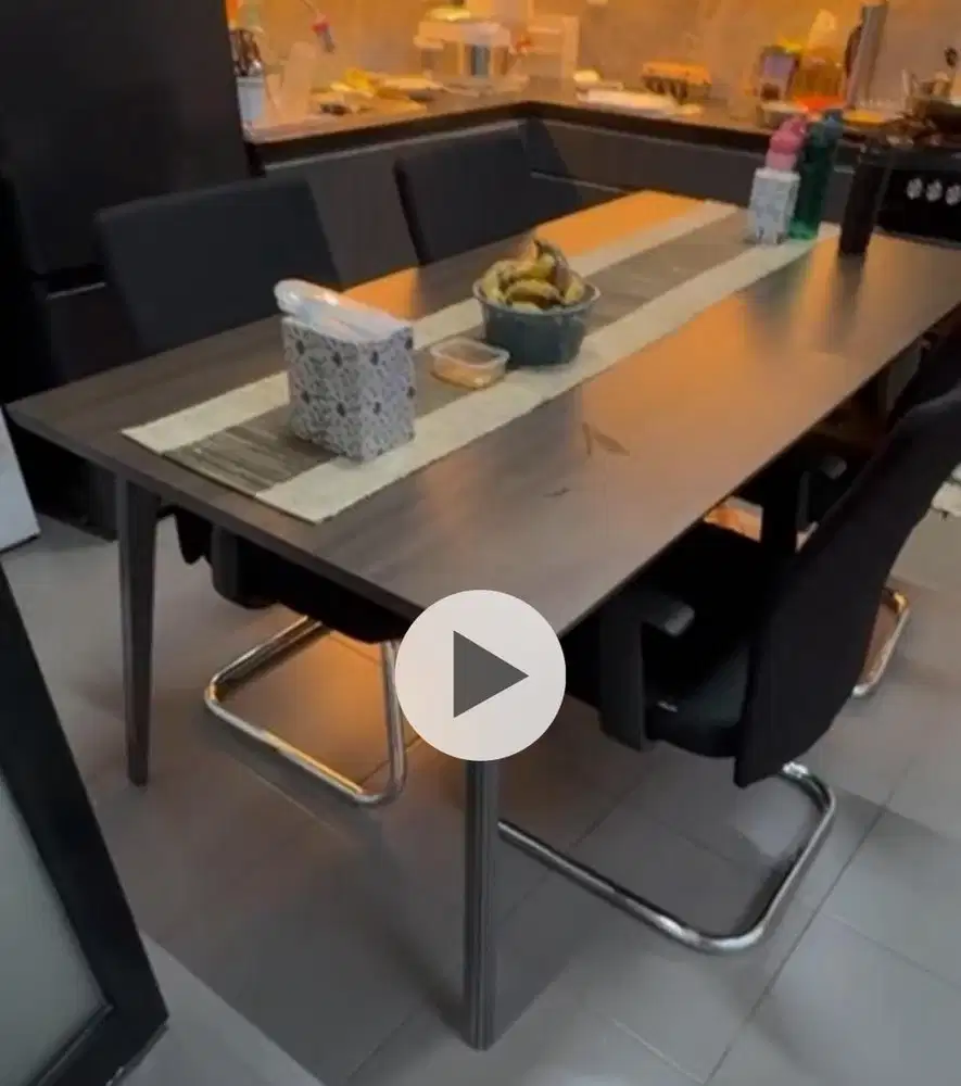 Meja makan dan kerja