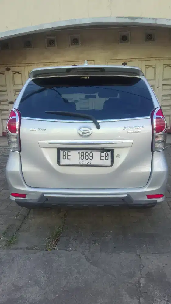 Xenia R sporty manual 2012