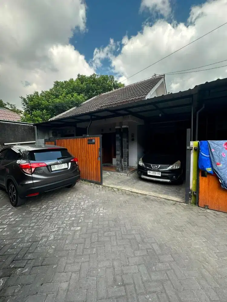 Di Jual Rumah Lokasi Bagus dan sangat strategis Dekat UMY,ALMA ATA