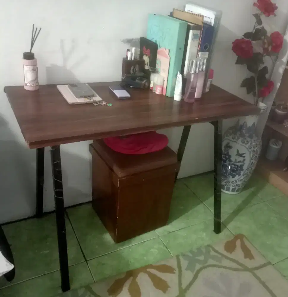 Meja kerja/meja belajar