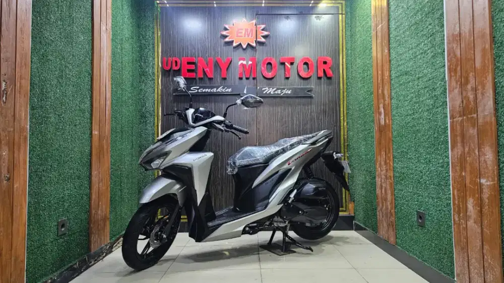 UD ENY MOTOR - Honda Vario 150 thn 2020 fresh