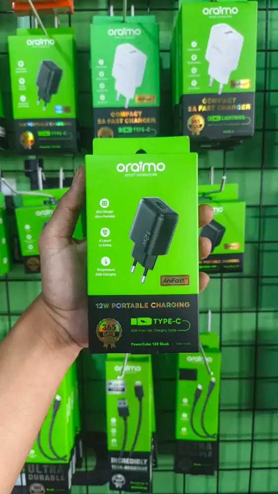 TRAVEL CHARGER 12W TYPE C ORAIMO OCW-1122EC