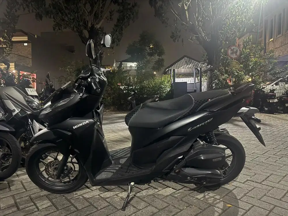 vario 125 ids cbs hitam 2022