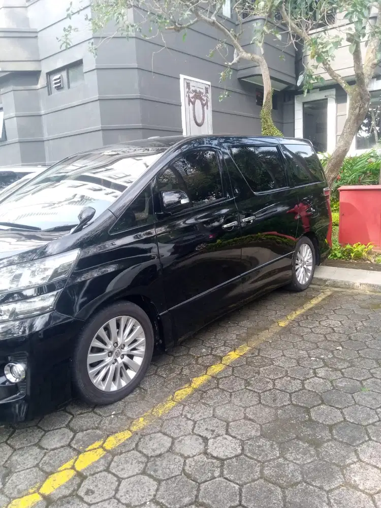 Toyota Vellfire 2014 Bensin