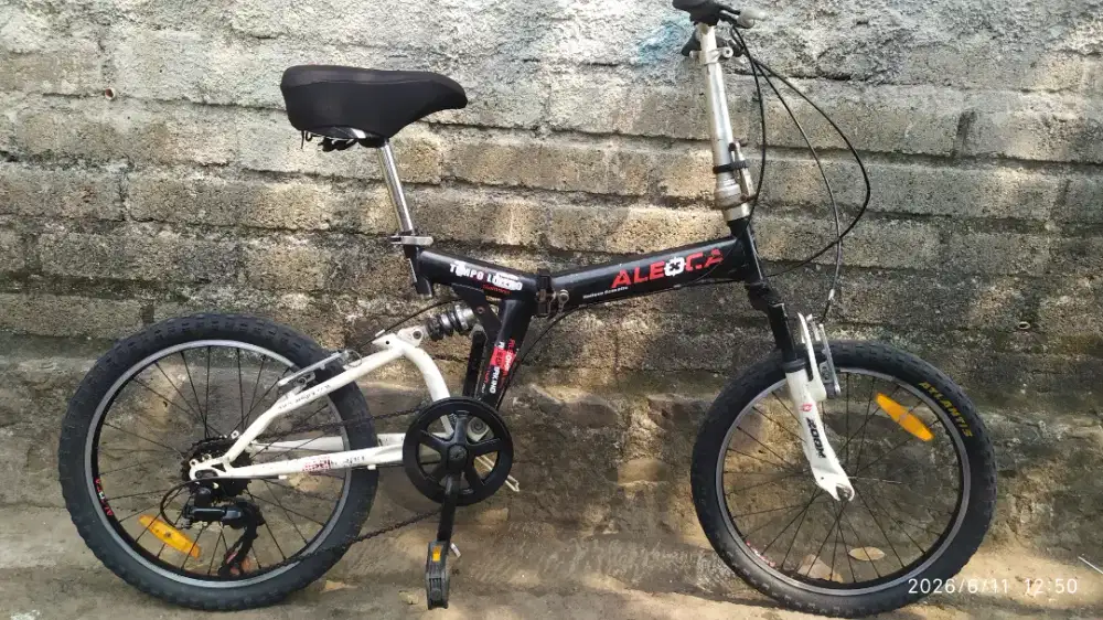 Sepeda lipat aleoca uk20