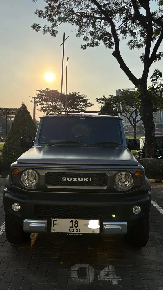 Jimny 5 doors th 2026 km 2rb ,nopol 2angka, full PPF abu, ban besar