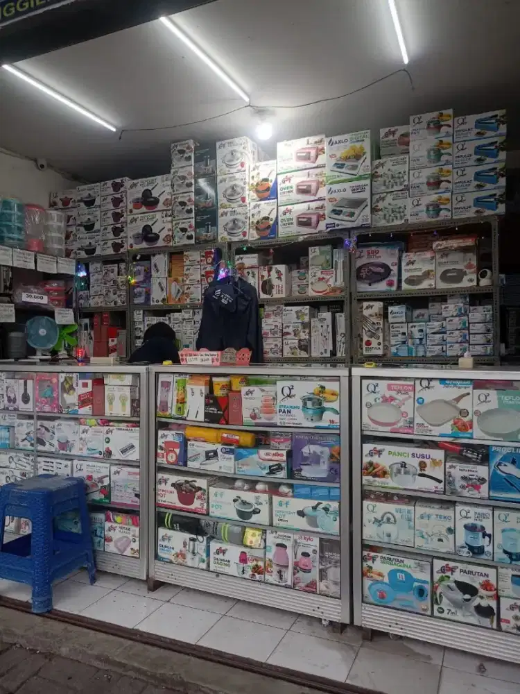 Dibutuhkan Wanita / Cewek Staff Packing Admin Olshop