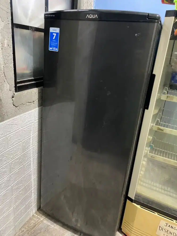 Frezer es batu kulkas
