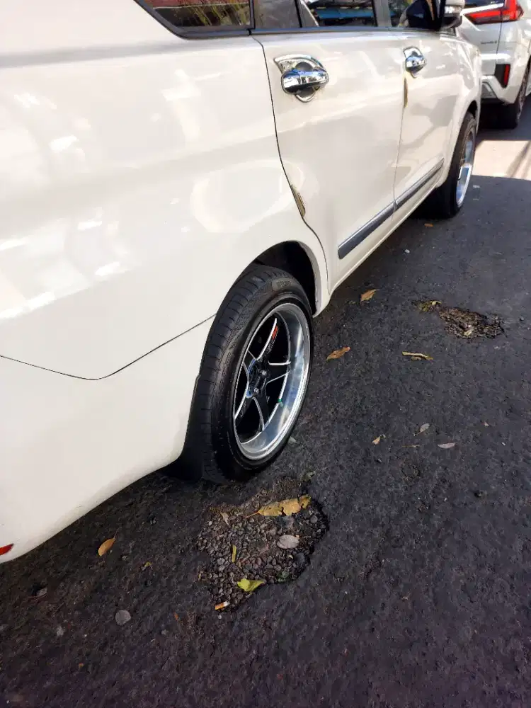 Velg r18 samlong plus ban pcd 5x114.3 spek reborn dan zenix