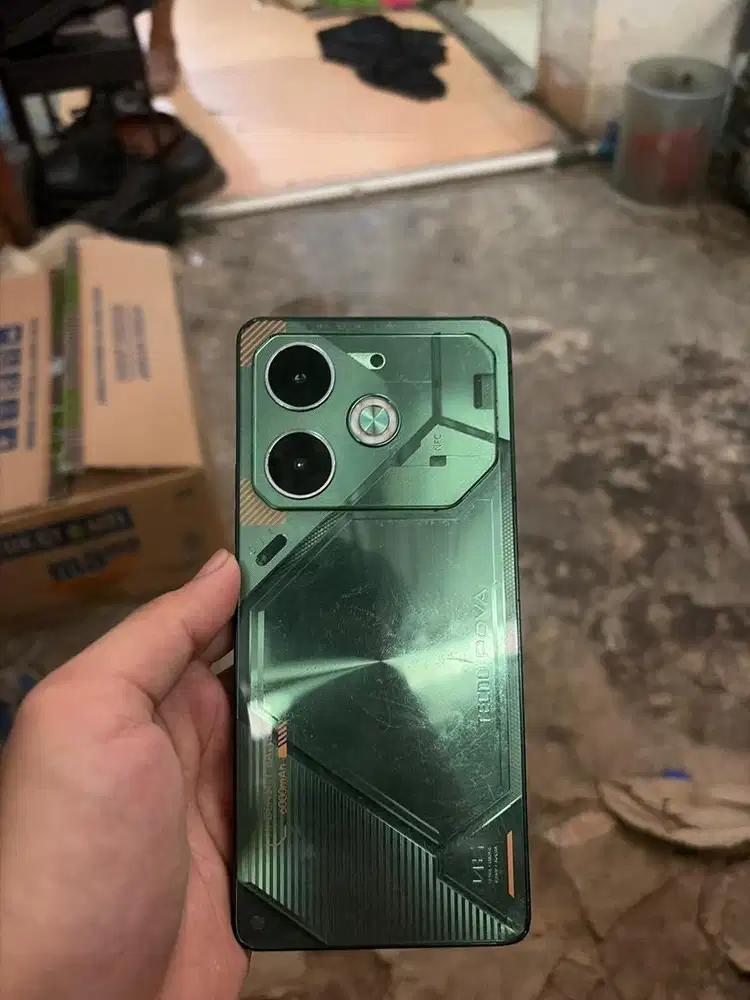tecno pova 6 8+8 256gb