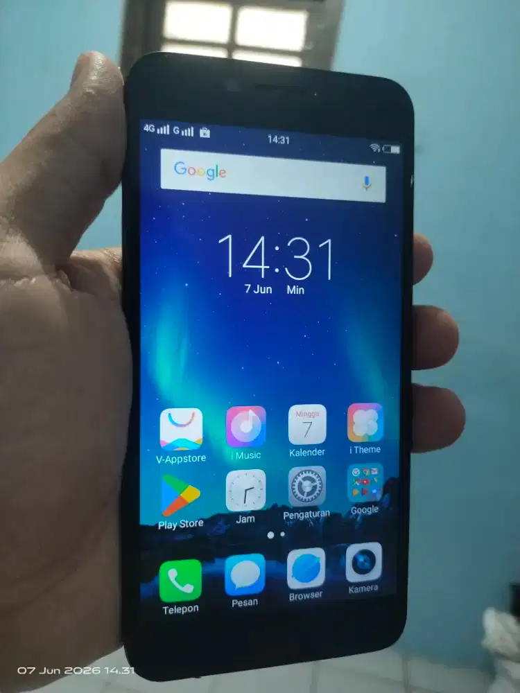 Vivo v5s ram 4/ 64
