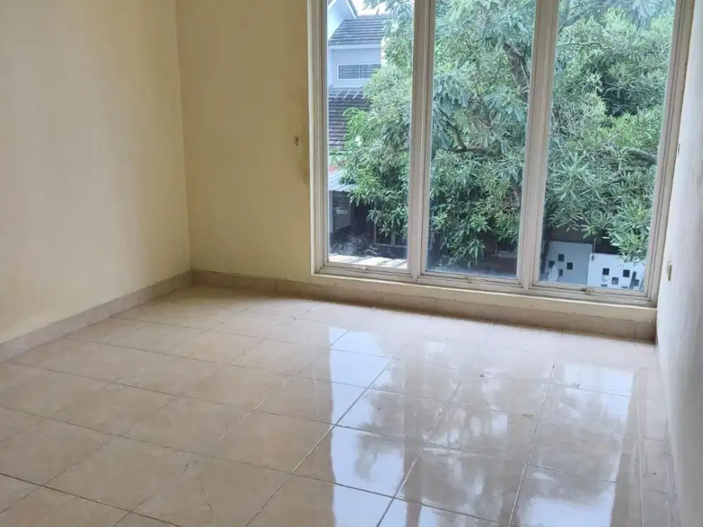 Miliki Rumah di daerah Fortune Breeze, dengan suasana nyaman dan tenang, one gate system.