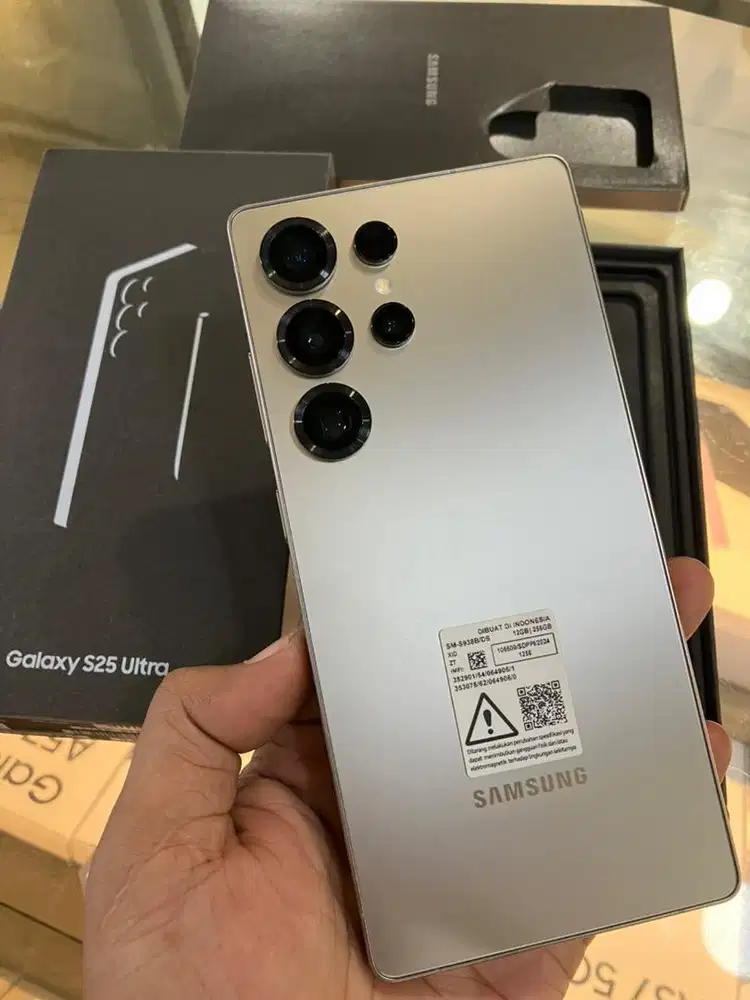 Samsung s25 ultra 256gb like new