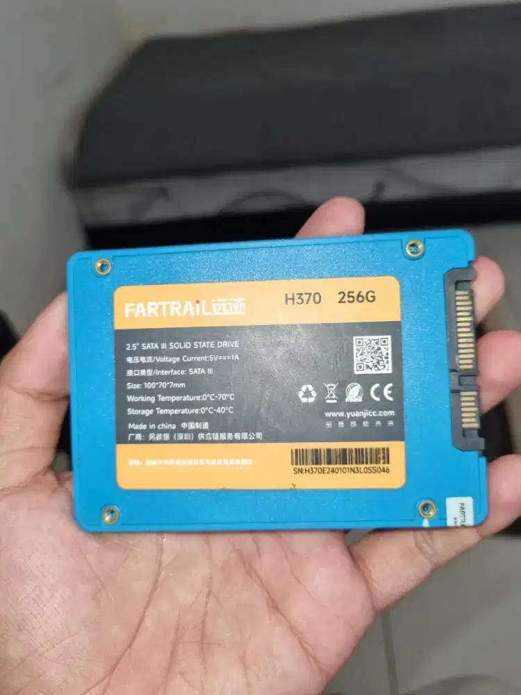 SSD 256 GB 100%