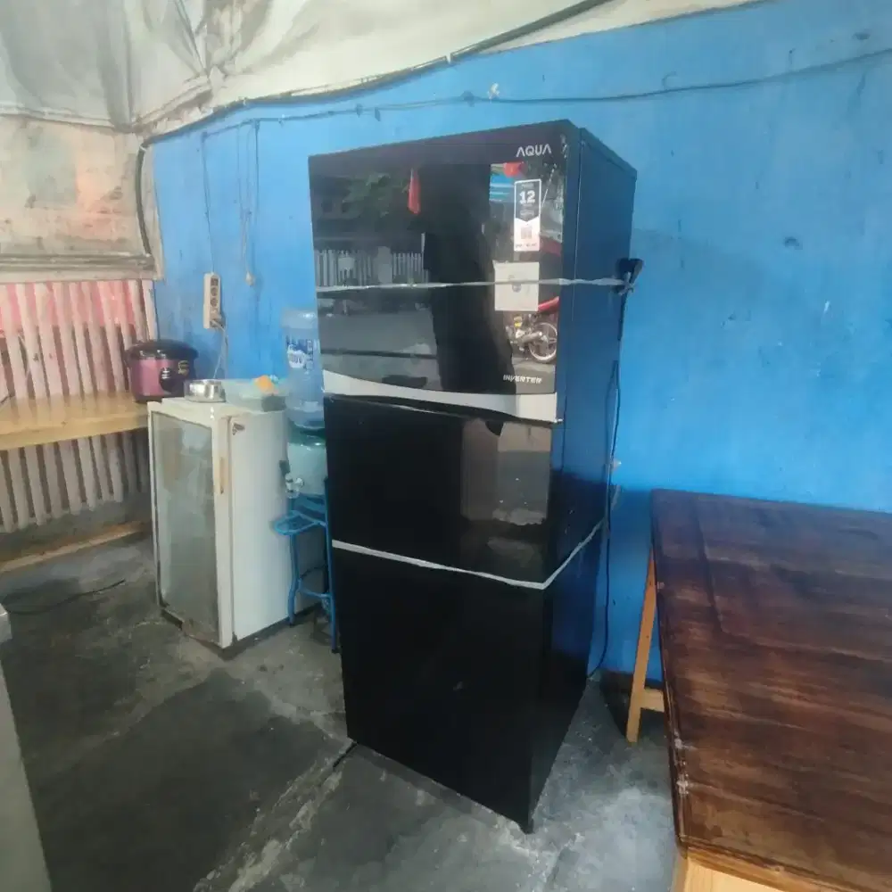 JUAL CEPAT KULKAS AQUA INVERTER JUMBO MSH MULUS