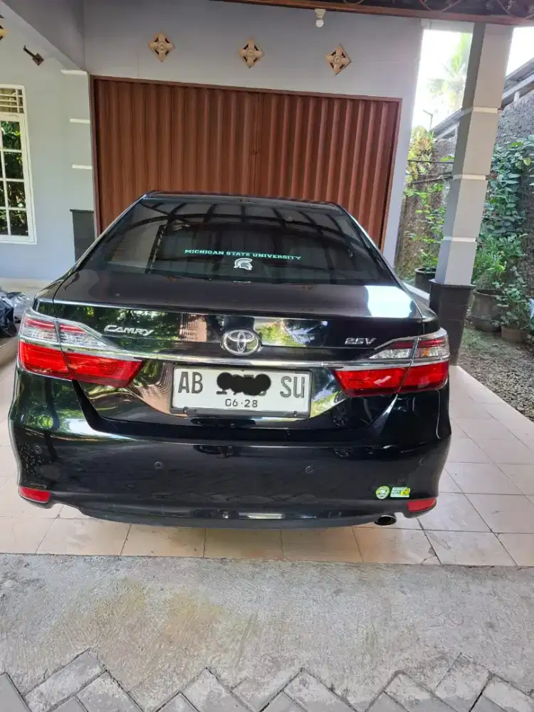 Toyota Camry 2.5 V Automatic thn 2018