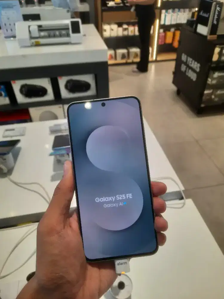 SAMSUNG GALAXY S25 FE