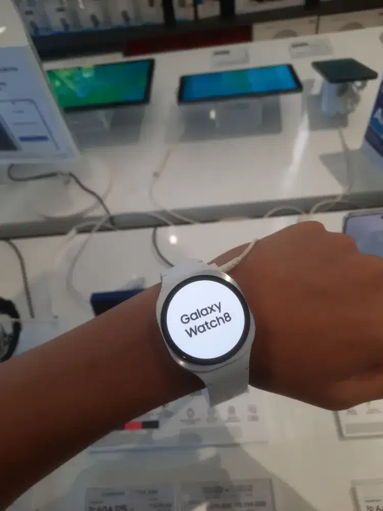 SAMSUNG WATCH 8 BASIC