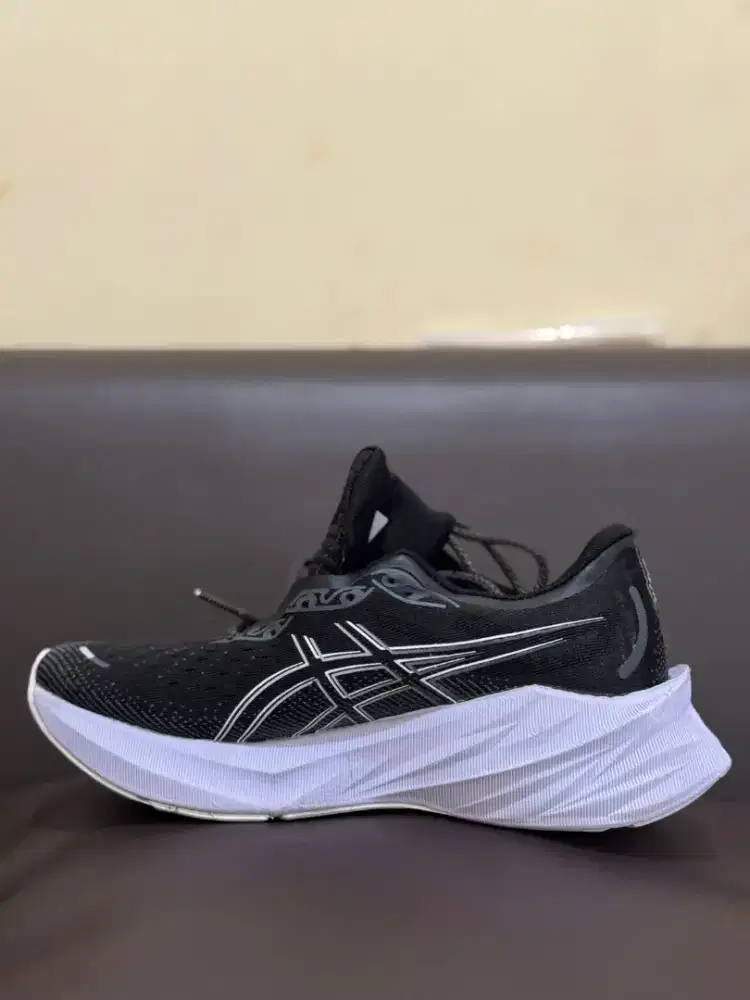 Sepatu asics (39) dan (41) sport/running