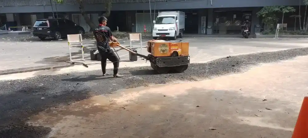 Stamper kuda mesin roller 2ton baby roller