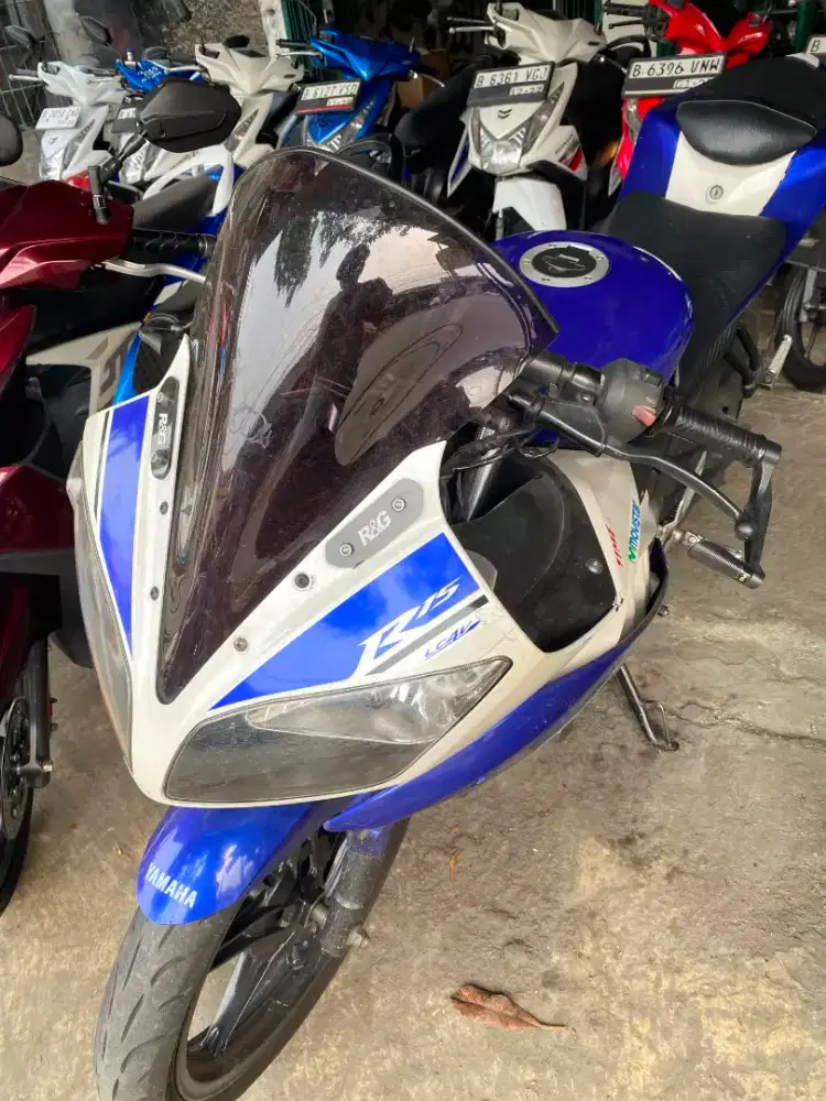 YAMAHA YZF R15 2014