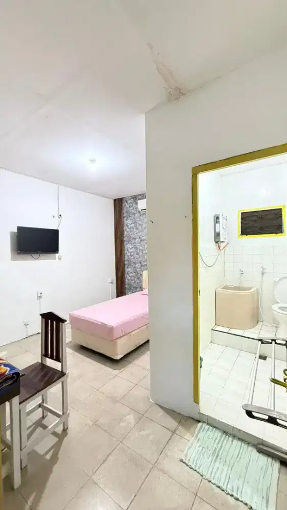 KOST FREE WIFI ADA 7 KAMAR KHUSUS PEREMPUAN