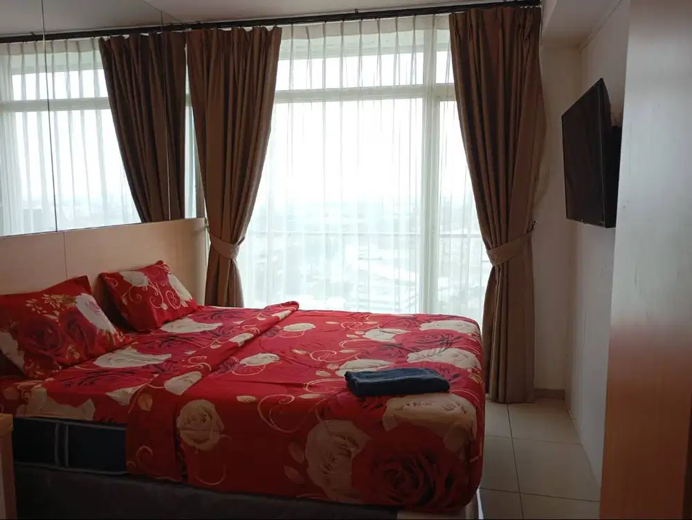 SEWA APARTEMEN HARIAN TREEPARK