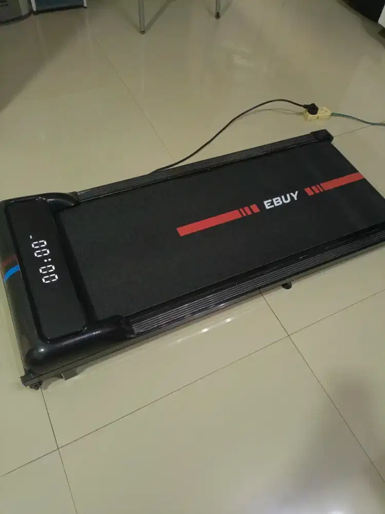 Treadmill elektrik, baru buka dus