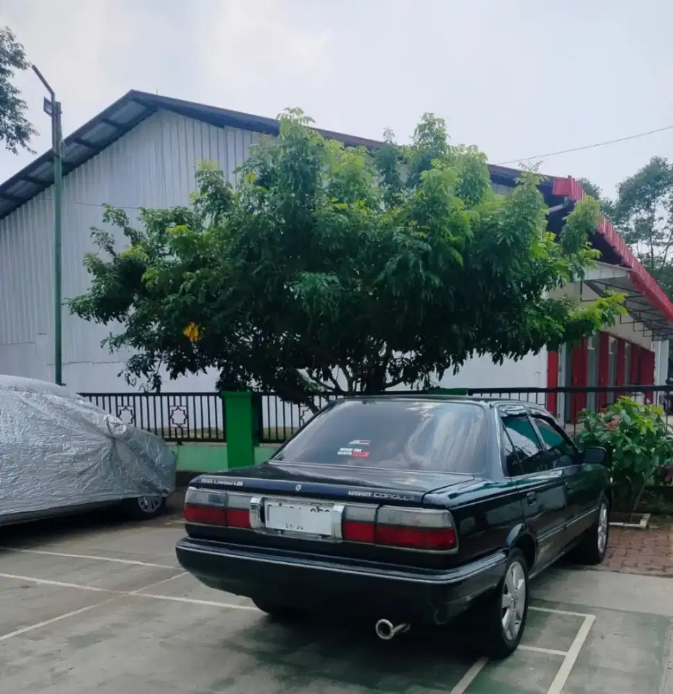 Dijual Toyota Corolla Twincam hitam terawat