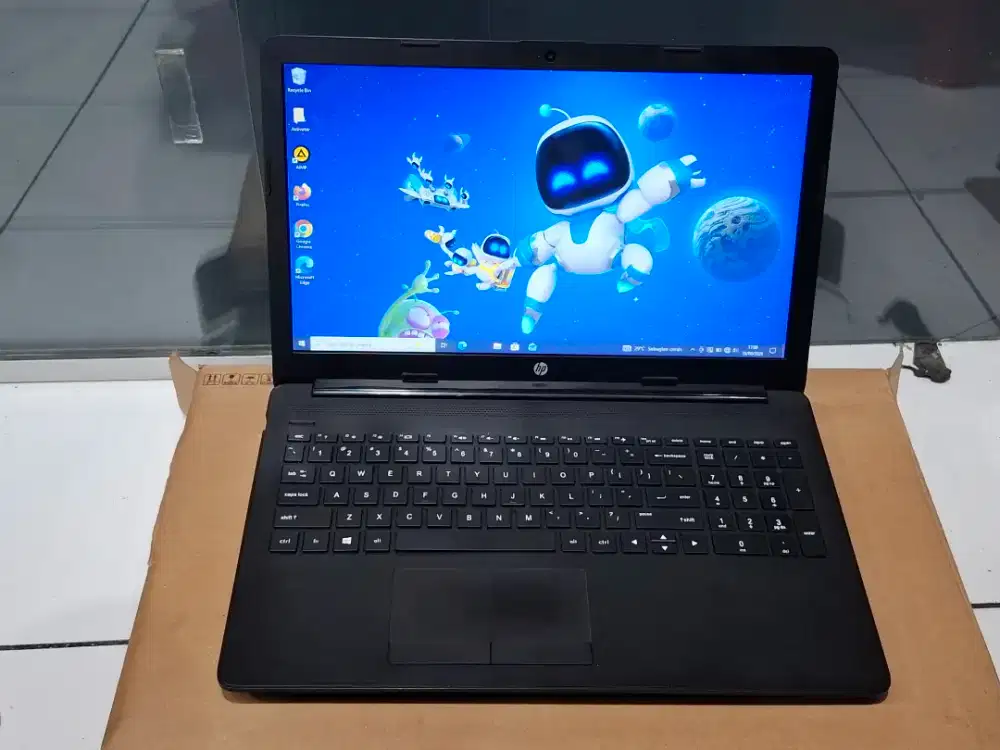 Laptop HP 14-dk0xxx Prosesor AMD E2-9000e RAM 4GB HDD 320GB