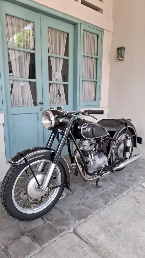 MOTOR BMW R25/3 Tahun 1954
