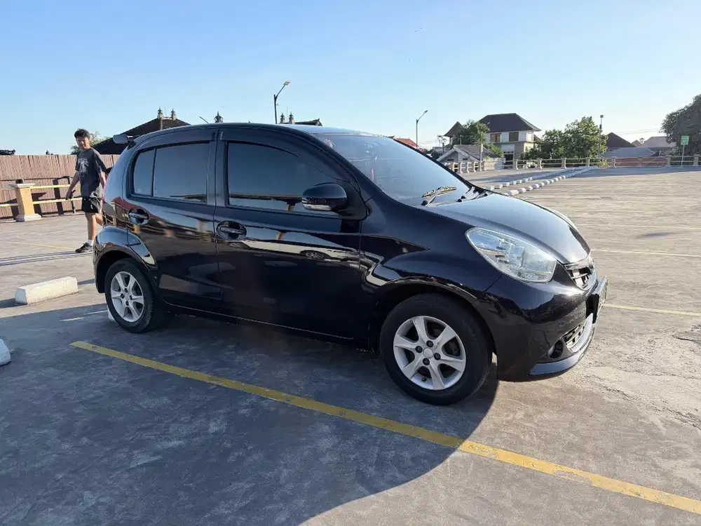 2011 Daihatsu Sirion
