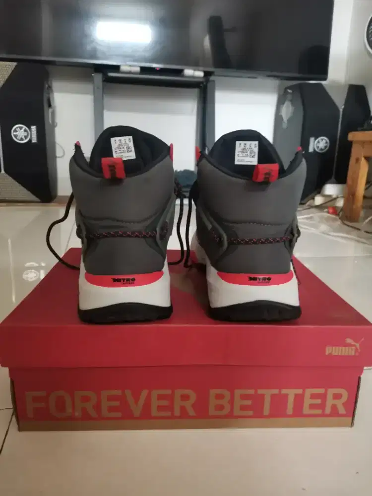 Puma sepatu hiking dna touring