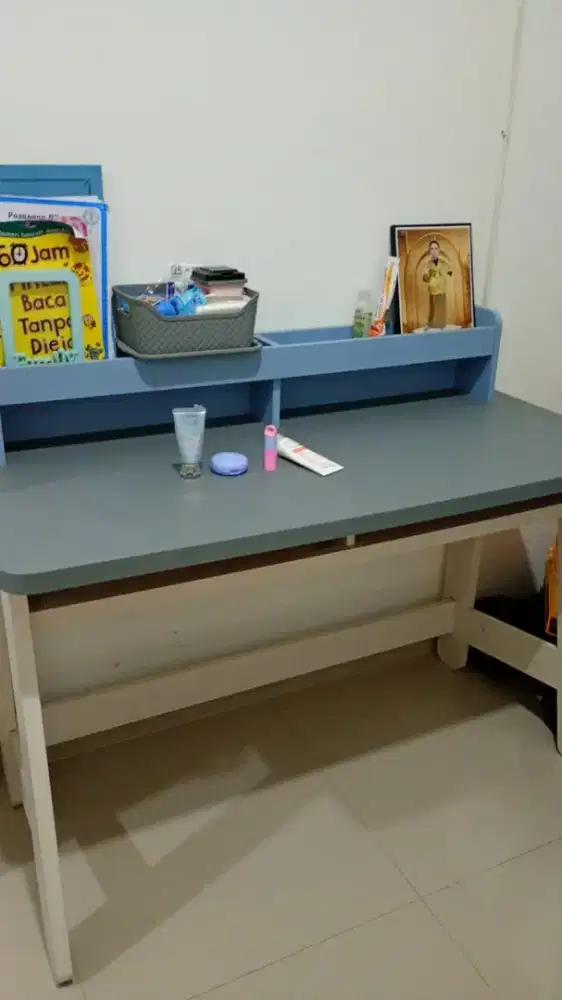 1 set tempat tidur