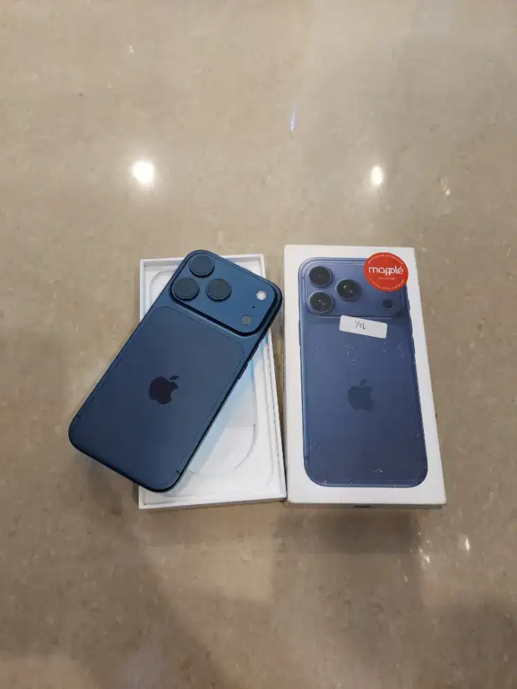 Iphone 17pro 256 ibox garansi on november 2026