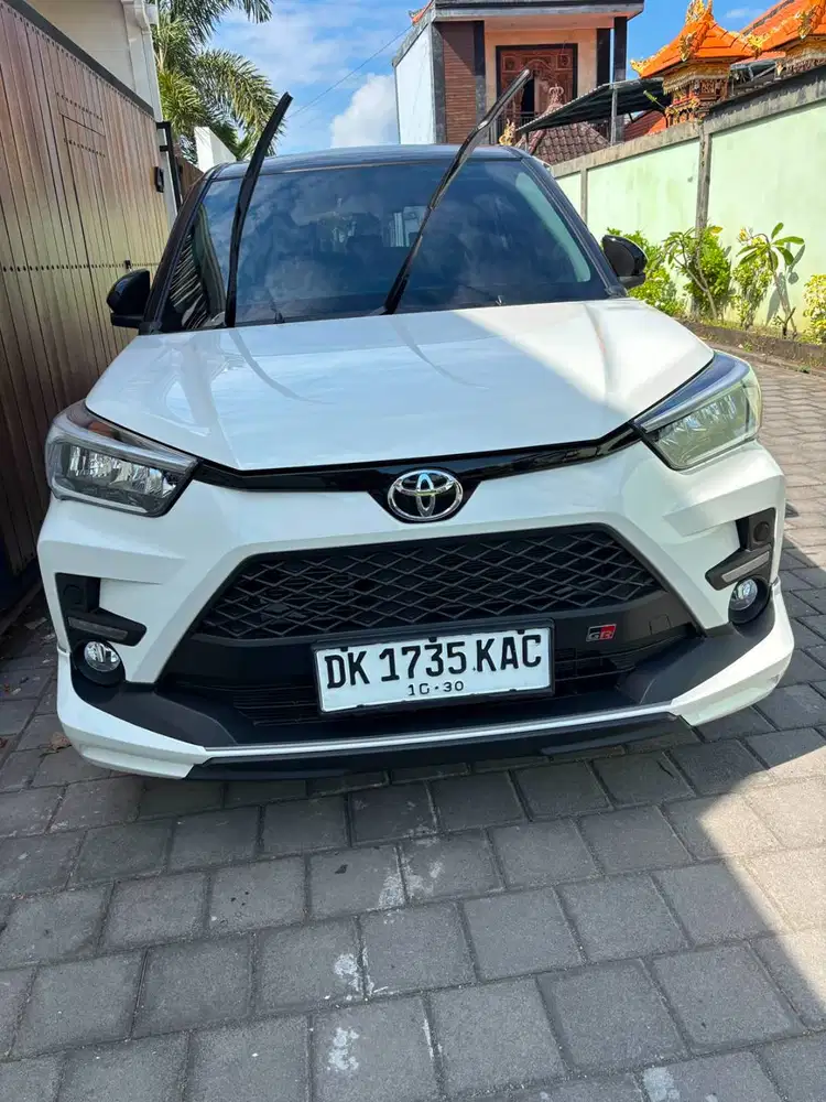 Mobil Raize Tahun 2025