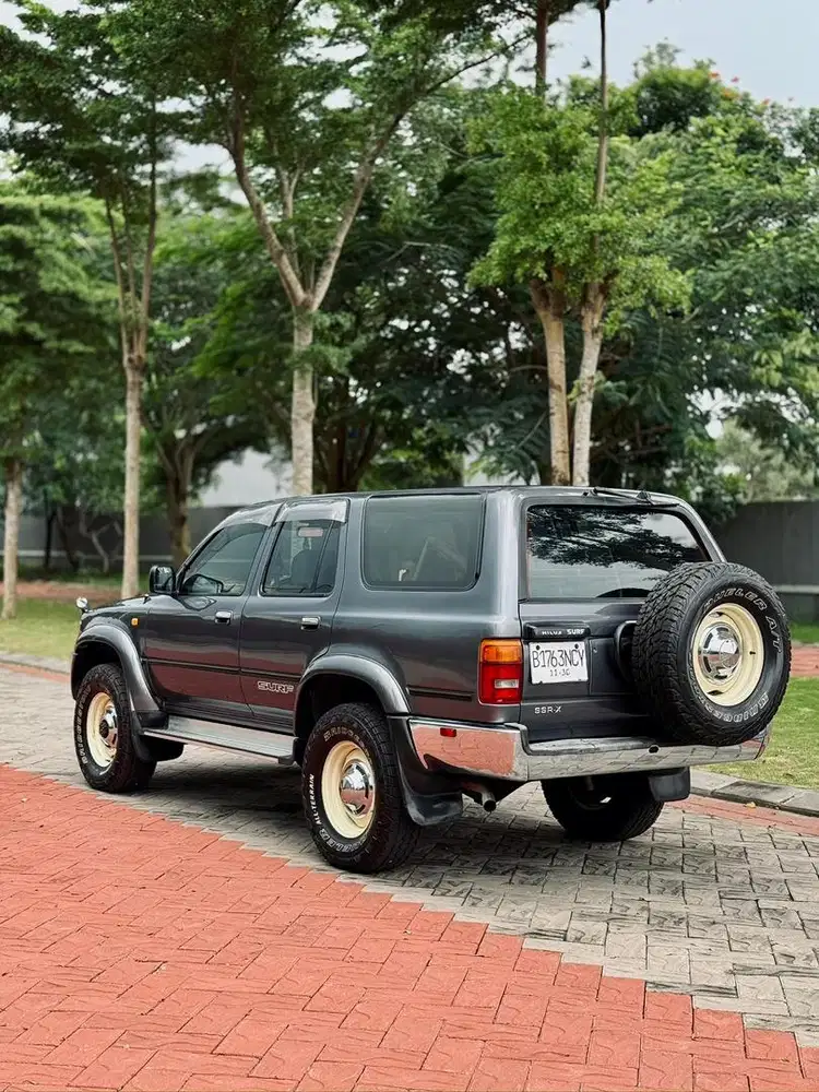 Toyota Hilux Surf 1993 / Land cruiser / Vx