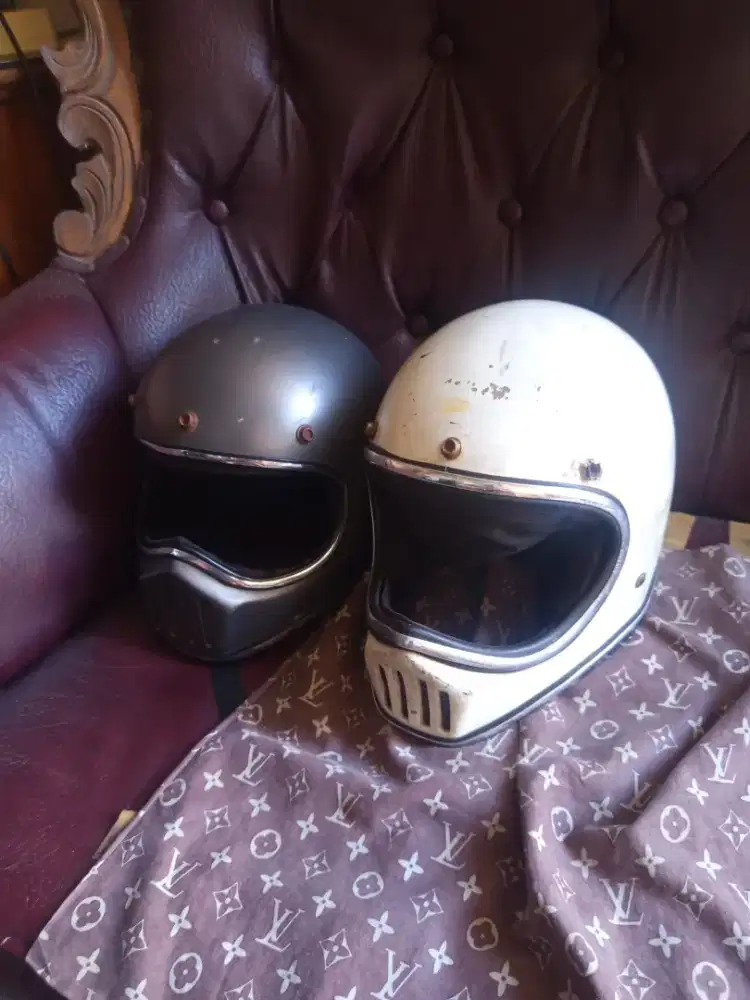 Helm Cakil 2 biji bekas buc borongan
