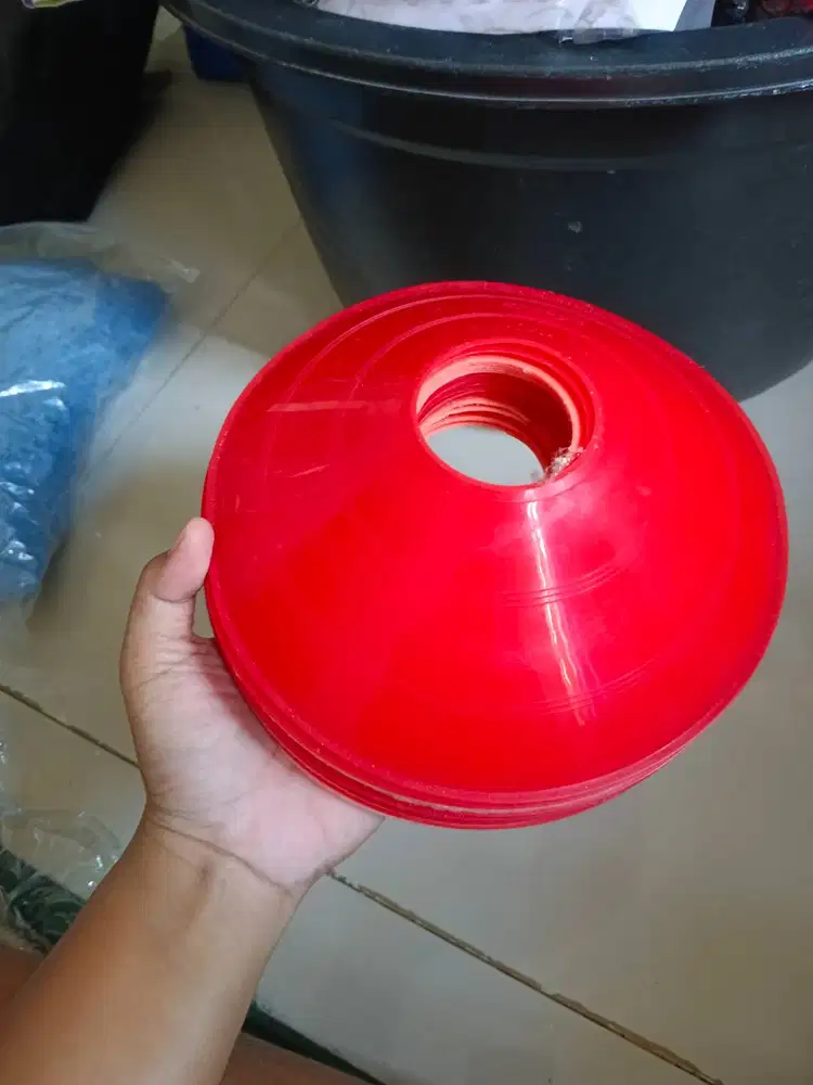 Cone olahraga bulat