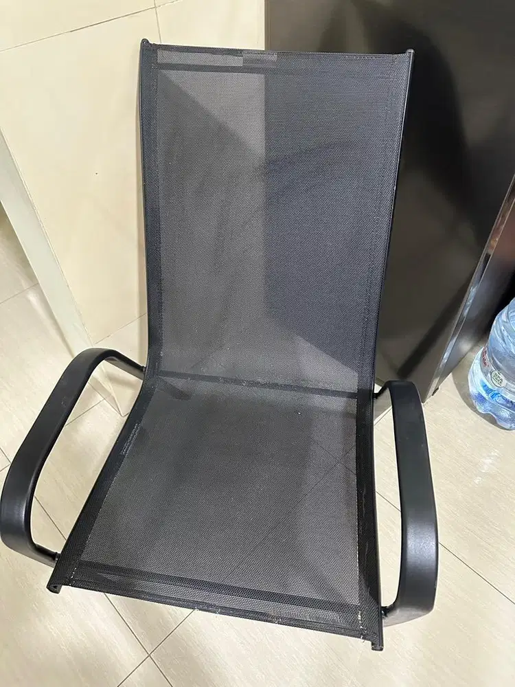 Khusus yang beli Kulkas Bonus Kursi