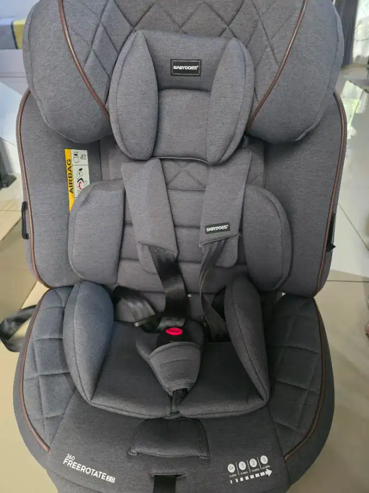 Car seat babydoes 360 derajat rotate