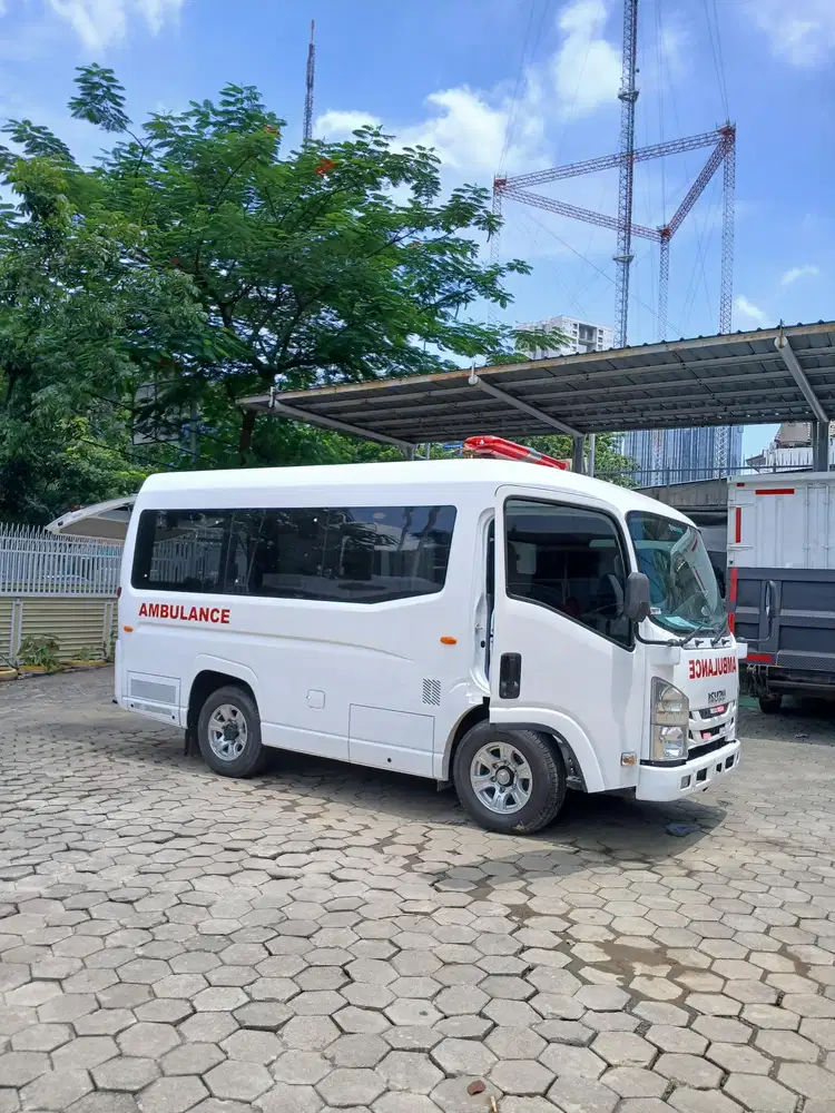 Isuzu Elf 2023 Diesel